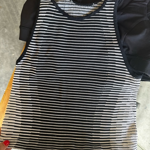 Lululemon Sport Bras - Bundle of 4 - Picture 8 of 8